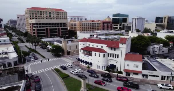 Αεροφωτογραφία Γύρω Από Την Κυκλοφορία Περιμένοντας Σταυροδρόμι Στην Οδό Ponce — Αρχείο Βίντεο