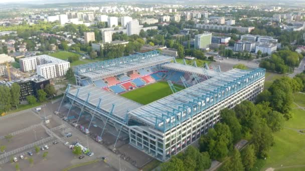 Wisla Krakow Stadyumu Nun Yörüngesindeki Insansız Hava Aracı — Stok video