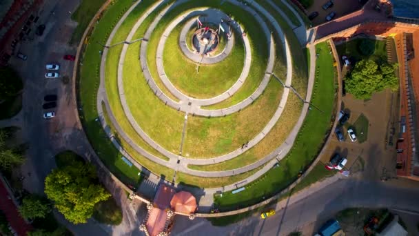 Kosciuszko Mound 꼭대기 Kopiec Kosciuszki Cracow Krakow Poland Drone Shot — 비디오