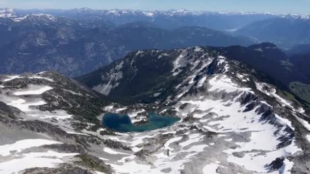 Drone Aéreo Panning Reveal Amazing Mountain Landscape Pacific Ranges Canada — Vídeo de Stock