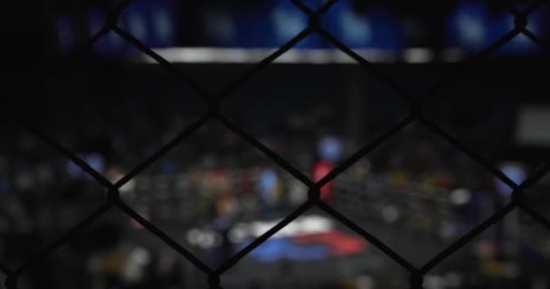 Afara Focalizării Muay Thai Lupta Fundalul Unui Gard Legătură Lanț — Videoclip de stoc