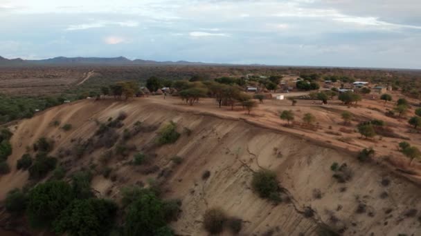 Vol Vers Village Éloigné Tribu Karo Dans Vallée Omo Dans — Video