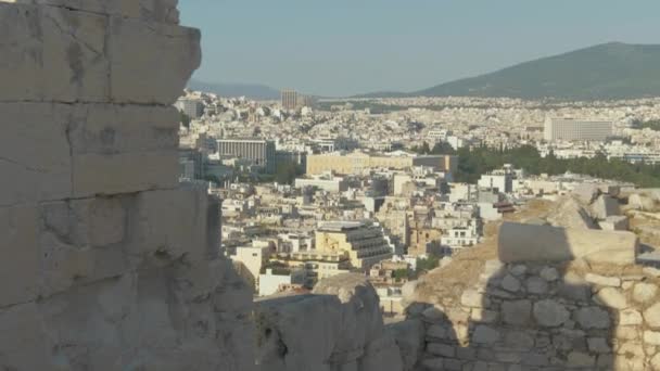 Utsikt Över Aten Stad Från Skadade Väggar Som Omger Akropolis — Stockvideo