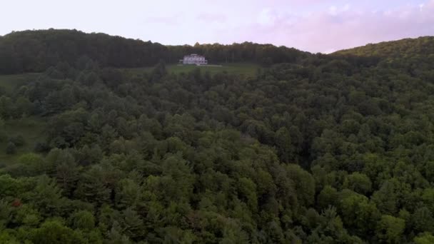 Empuje Aéreo Casa Solariega Casa Moisés Cono — Vídeos de Stock