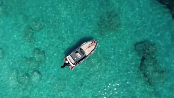 Човен Пляжі Лаларії Скіафос Греція — стокове відео