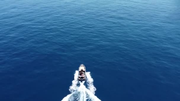Velocidad Barco Mar Mediterráneo Grecia — Vídeos de Stock