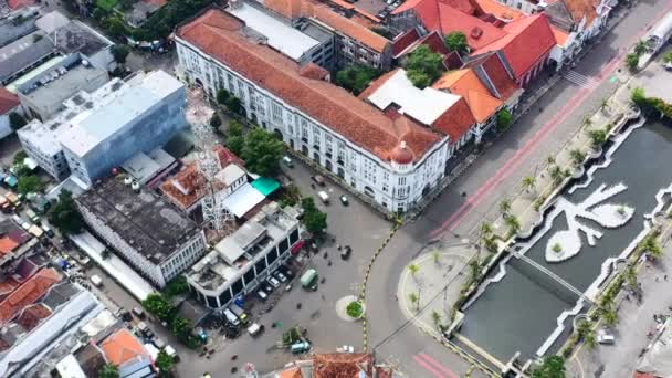 Mobil Dan Sepeda Motor Yang Melewati Kota Tua Jakarta Pada — Stok Video