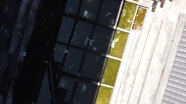 巴厘岛一家废弃旅馆的空中轮回鸟瞰图 — 图库视频影像