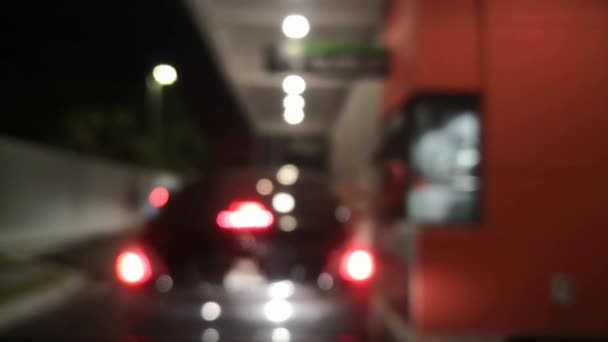 Розмитий Кадр Mcdonald Drive Thru Малайзії Клієнт Бере Їжу Платить — стокове відео