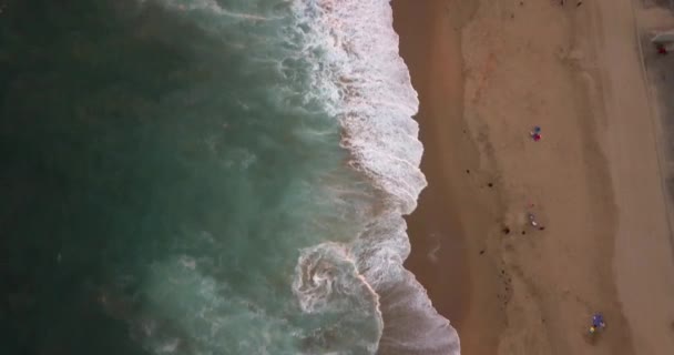 Ein Flug Über Einen Strand Südkalifornien Bei Sonnenuntergang — Stockvideo