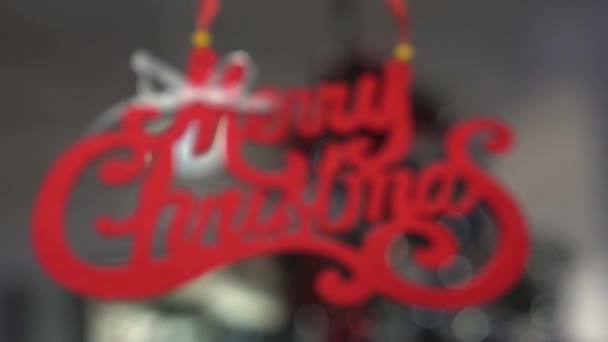 Gestell Fokussiert Auf Ein Frohes Weihnachtszeichen Rückt Den Fokus — Stockvideo
