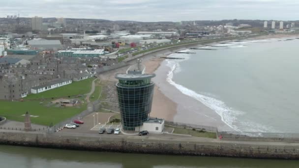 Vista Aérea Del Centro Control Marítimo Del Puerto Aberdeen Día — Vídeo de stock