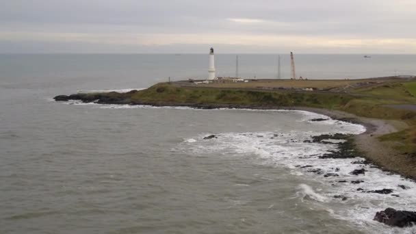 Widok Lotu Ptaka Latarni Morskiej Girdle Ness Aberdeen Szkocja — Wideo stockowe