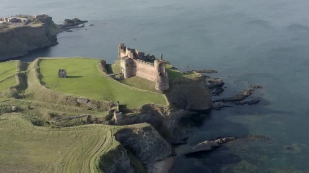 Vue Aérienne Façade Ruine Château Tantallon Par Une Journée Ensoleillée — Video