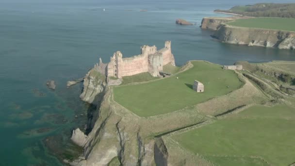 Vue Aérienne Façade Ruine Château Tantallon Par Une Journée Ensoleillée — Video