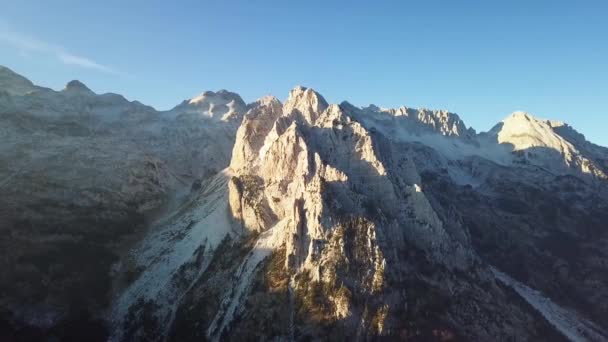 Alpinisme Dans Les Alpes Tout Campant Sur Une Randonnée Plusieurs — Video