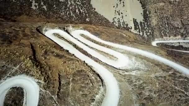 Incredibile Strada Montagna Sinuosa Attraverso Centro Del Kirghizistan Epico Viaggio — Video Stock