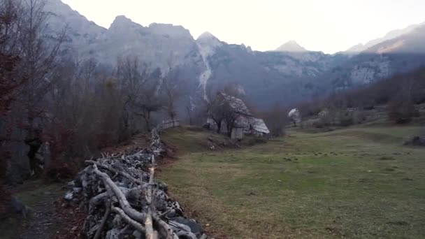 Célèbre Belle Vallée Valbona Dans Les Alpes Albanaises Randonnées Montagne — Video