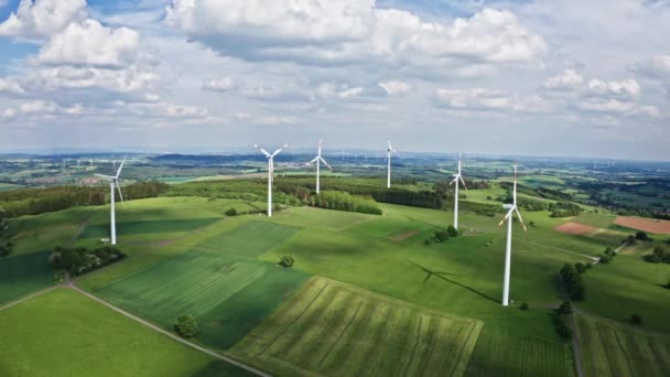 ドイツの風力発電所へのドローン飛行 — ストック動画