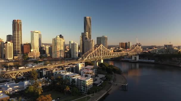 Panoramische Brisbane Stad Zonsopgang Prachtige Antenne Met Cbd Brisbane Rivier — Stockvideo