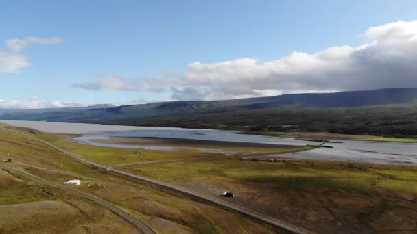 Cascada Hengifoss Islandia Dron Toma Tiro Circular Con Cascada Fondo — Vídeo de stock