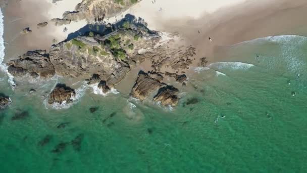 Flygfoto Passet Vid Byron Bay Vackert Läge Vid Havet Med — Stockvideo