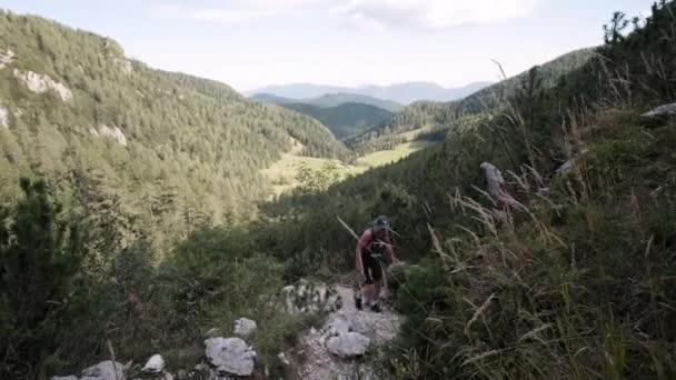 Procházka Juliánskými Alpami Národním Parku Triglav Slovinsku Turistika Vyhlídku Během — Stock video