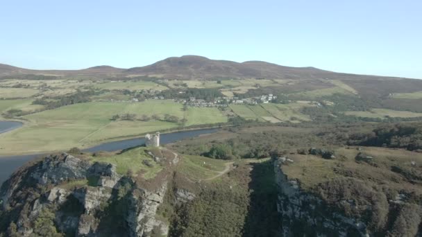 Une Vue Aérienne Château Bharriich Près Tongue Dans Les Highlands — Video