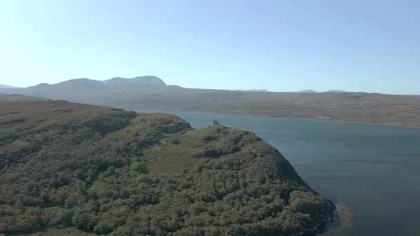 Flygfoto Över Castle Bharriich Nära Tongue Skotska Höglandet Sommardag Bred — Stockvideo