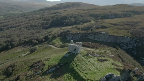 Skoçya Bir Yaz Günü Bharriich Şatosu Nun Dil Yakınlarındaki Bir — Stok video