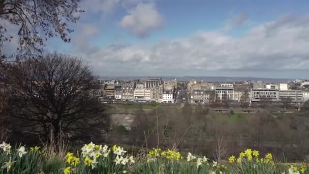 Паннінг Знімав Сади Принцес Стріт Місто Единбург Білими Жовтими Діафіями — стокове відео