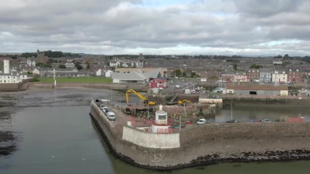 Aerial View Arbroath Harbour Town Cloudy Day Left Right Circling — Stock Video