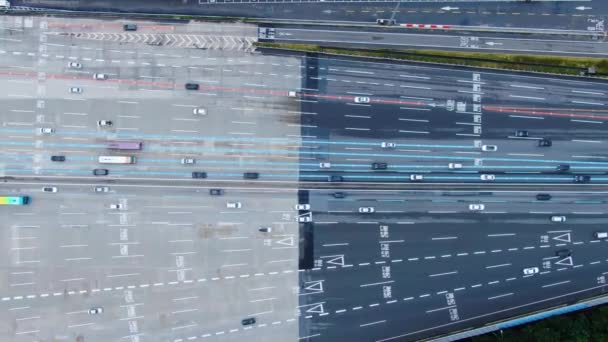 Utsikten Över Trafikerad Motorväg Från Himlen — Stockvideo