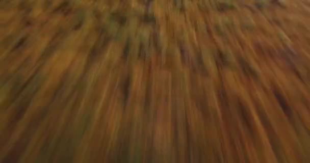Драматичний Вид Повітря Гірські Пагорби Під Вражаючим Небом Золоту Годину — стокове відео