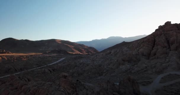 Aerial Sunrise Landscape View Desert Road Valley Alabama Hills California — Stock Video