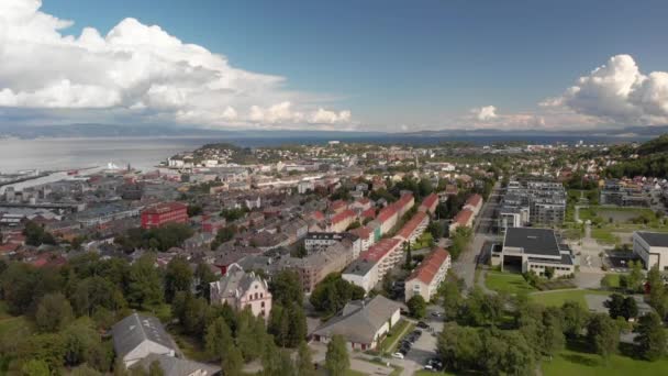 Olhar Aéreo Lado Leste Trondheim Jib Para Baixo — Vídeo de Stock