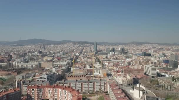 Aerial Barcelona Wide Drone Shot City Center Sagrada Faba Torre — стоковое видео