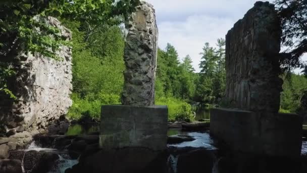 Ruínas Antigo Moinho Meio Parque Gatineau Quebec — Vídeo de Stock