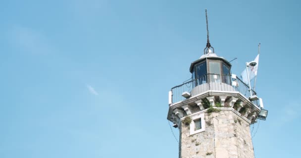 Phare Desenzano Del Garda Avec Ciel Bleu Clair — Video