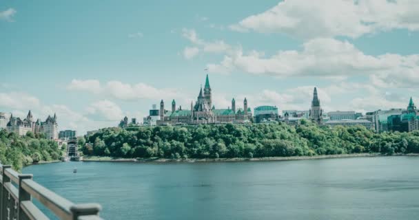 Parlament Időeltolódása Alexandria Hídról Kilátással Ottawa Folyóra Quebec Tartományból — Stock videók