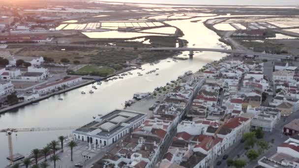 Geweldige Overzichtsopname Uit Tavira Portugal Drone Vliegt Naar Beneden Richting — Stockvideo