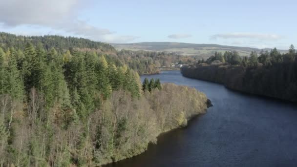 Veduta Aerea Del Fiume Tummel Una Soleggiata Giornata Autunnale Perthshire — Video Stock