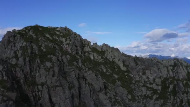 Voando Sobre Topo Montanha Lagorai Itália Para Revelar Incrível Paisagem — Vídeo de Stock