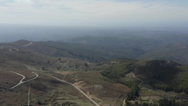 Hermosa Vista Sobre Las Montañas Monchique Portugal Con Caminos Entrecruzados — Vídeos de Stock