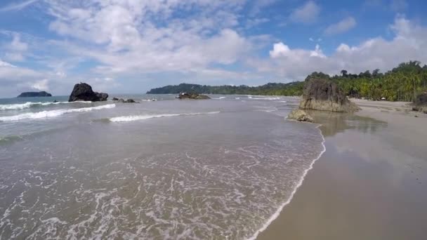 Playa Manuel Antonio Kosta Rika Güneşli Bir Gün Seyahat Konsepti — Stok video