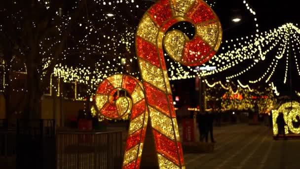 Nagy Megvilágított Candy Cane Led Karácsonyi Díszek Landsdowne Ottawa Kanada — Stock videók