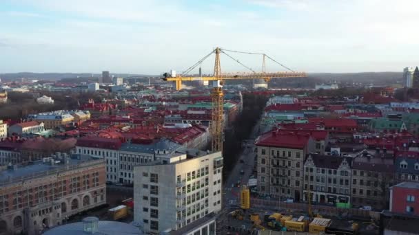 Légi Felvétel Daruról Göteborg Városában Svédországban Drone Kering Körül Daru — Stock videók