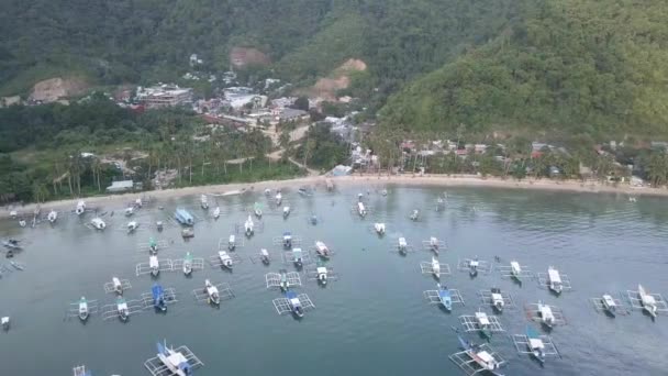 Aerial Drone Shot Outrigger Banca Boats Corong Corong Beach Nido — Stock video