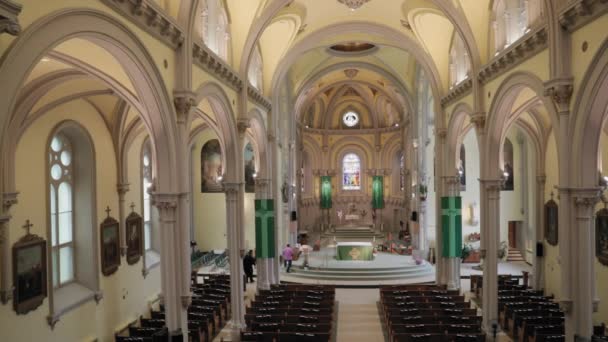 Vista Dal Balcone Della Bellissima Architettura Del Santuario Della Chiesa — Video Stock