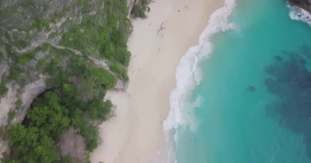 Kelingking Beach Nusa Penisa Island Bali Indonésia Inclinação Para Baixo — Vídeo de Stock